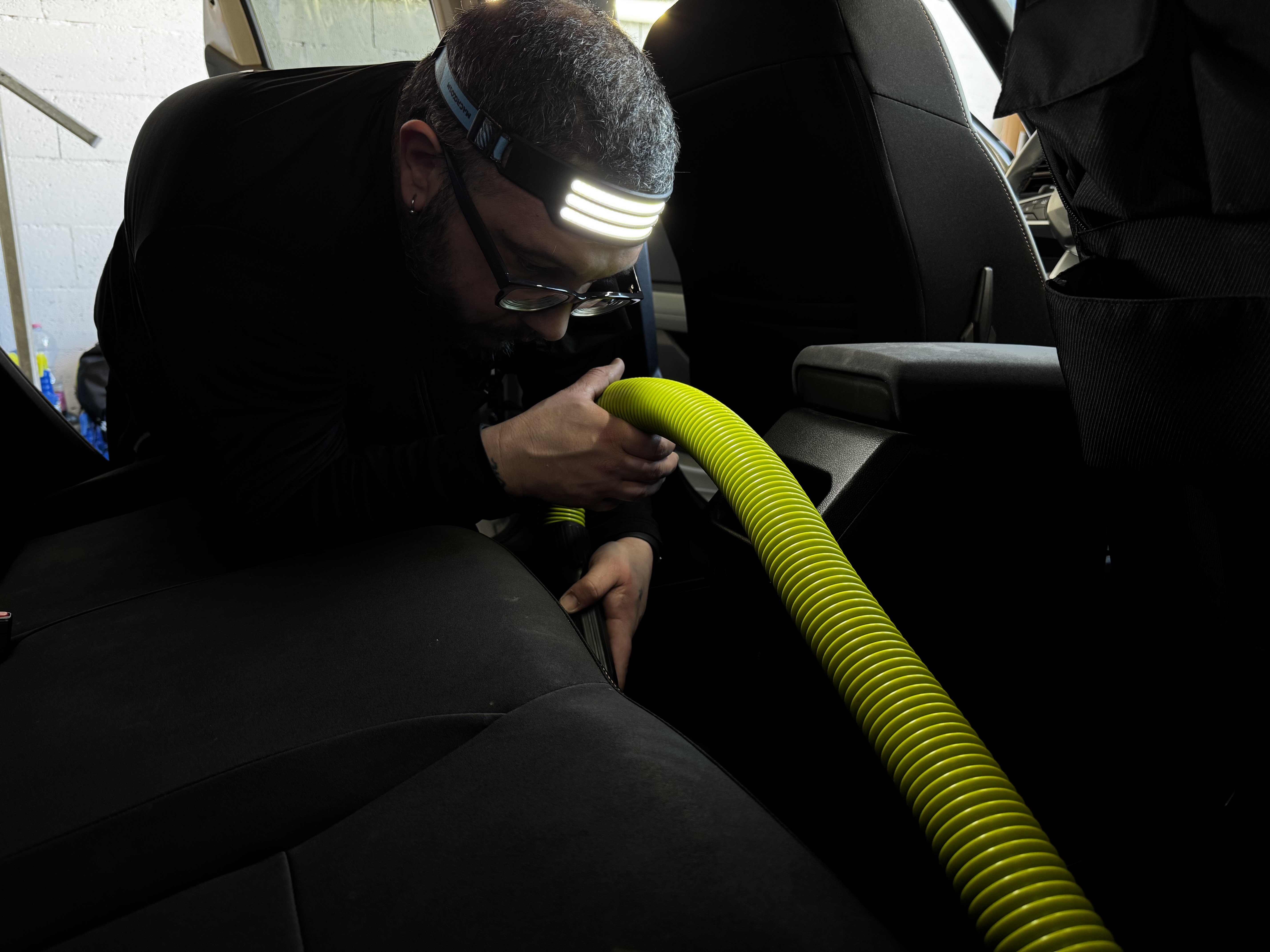 Travail de nettoyage automobile chez LuMaCarwash